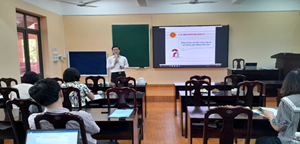 Khoa Xây dựng Đảng tổ chức thông qua bài giảng cho giảng viên